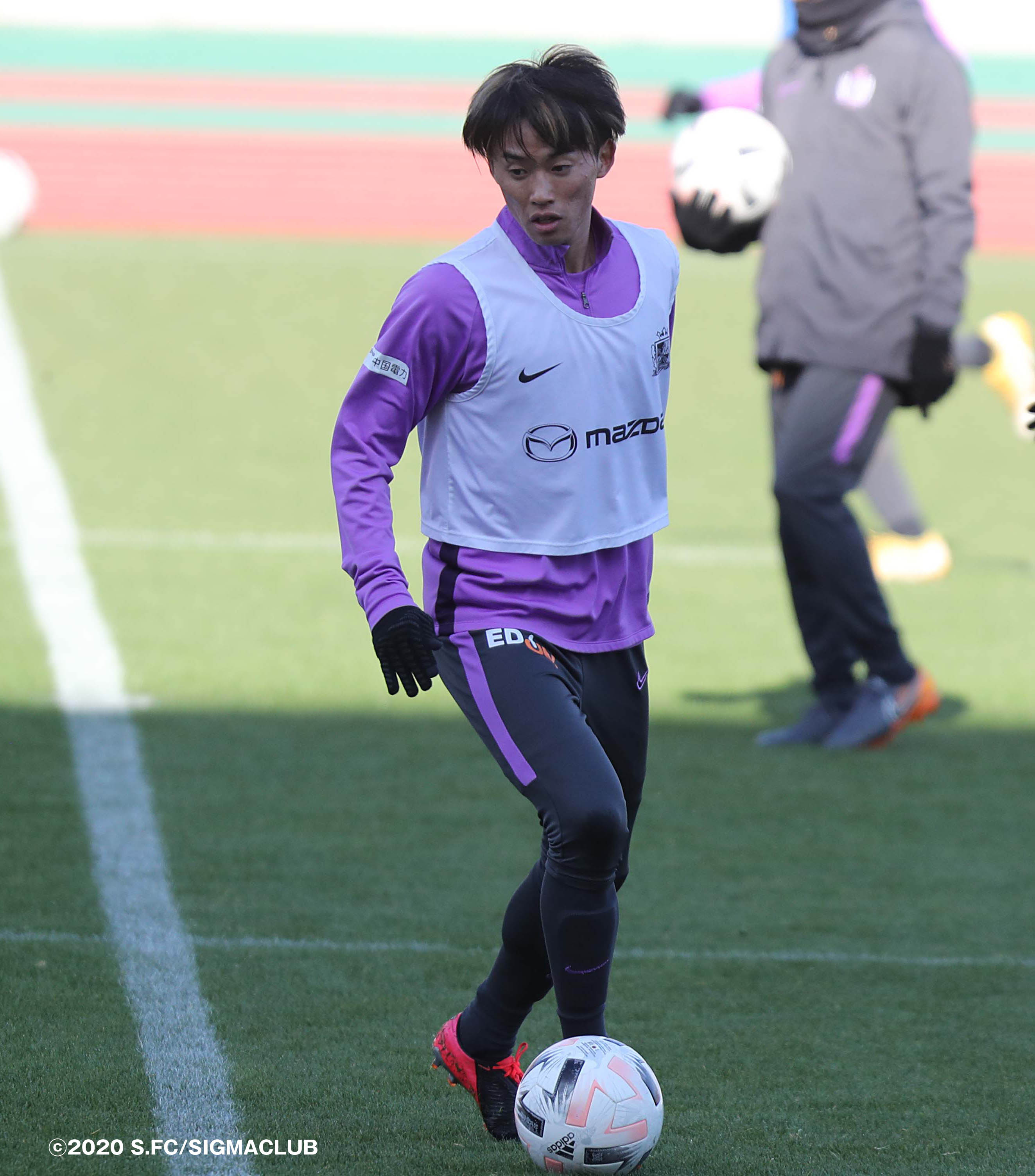 森島司選手／チャンスがあればFKを決めたい。 | TSSサンフレッチェ