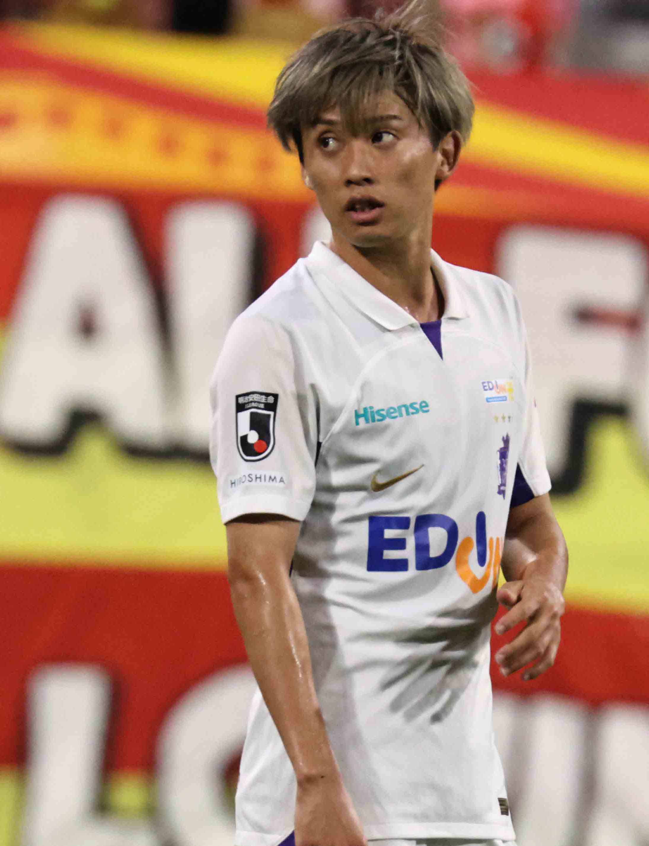 サンフレッチェ広島 森島司選手ユニフォーム (森島司選手/2 サンフレッチェ広島 森島司選手ユニフォーム (森島司選手/2