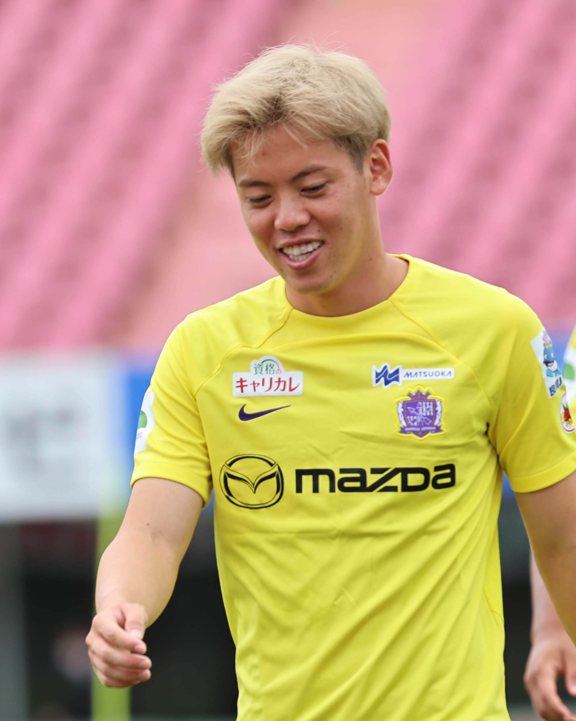 サンフレッチェ広島　オンサイトカード　第1弾SSR 満田誠選手 満田誠選手／しっかり数的優位をつくりながら戦う | TSSサンフレッチェ