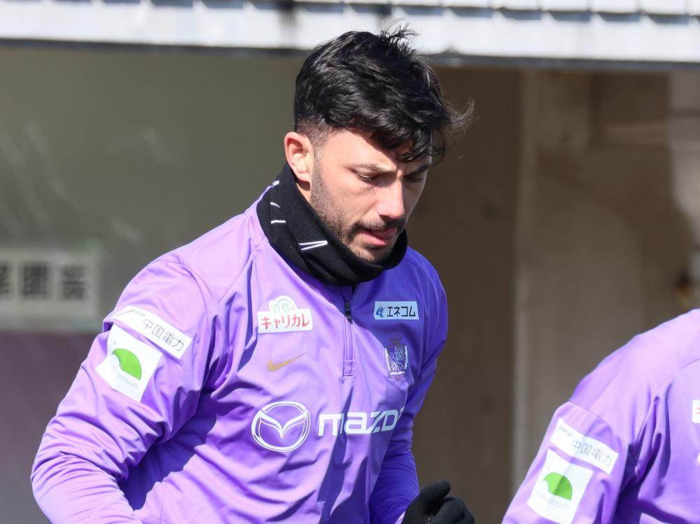 サンフレッチェ広島 トルガイ・アルスラン選手 ユニフォーム2025