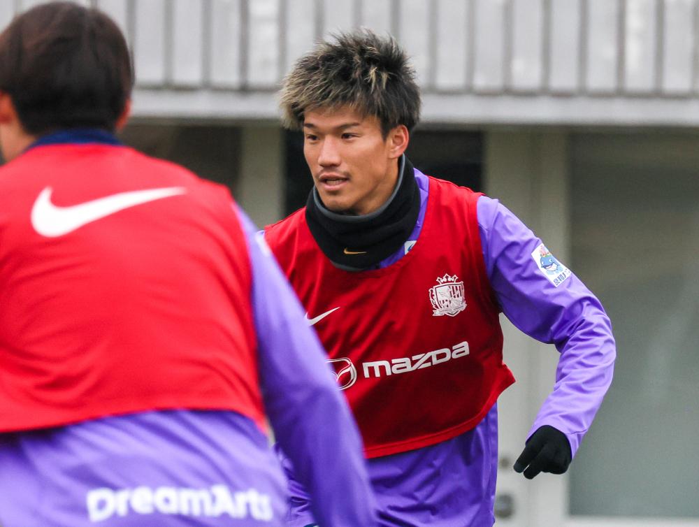加藤陸次樹選手／チャンスをもっと多く作り出す | TSSサンフレッチェ