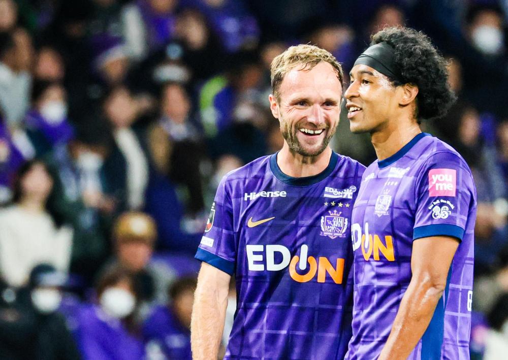 ヴァレール・ジェルマン選手／紫が似合うと言われる選手に | TSS