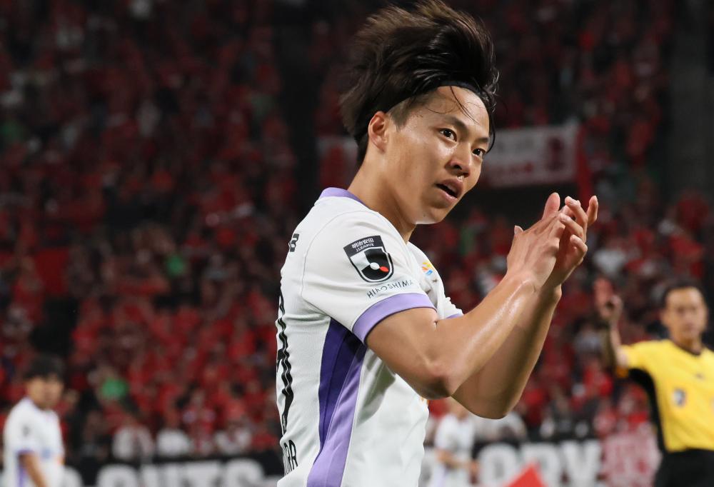サンフレッチェ広島 オンサイトカード 中村草太 選手 SSR、N
