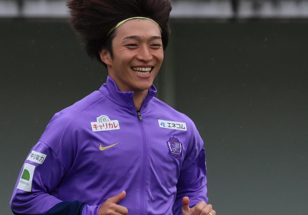 サンフレッチェ広島　井上潮音選手　ユニフォーム 井上潮音選手／守備の課題。攻撃の強味を出すこと | TSS