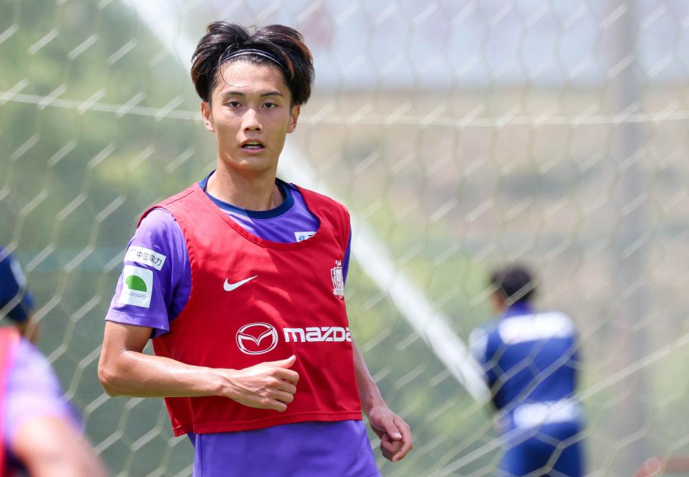 越道草太選手 山﨑大地選手 東俊希選手 サイン サンフレッチェ広島 公式】東 サンフレッチェ広島：Jリーグ公式サイト（J.LEAGUE.jp） | 俊希 スポーツ選手