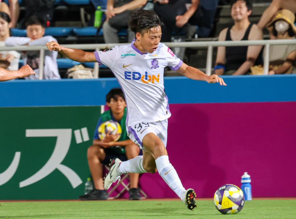 サンフレッチェ広島　オンサイトカード　SSR中村草太 オ*ー様 【2025-1】サンフレッチェ広島オンサイトカード 直筆