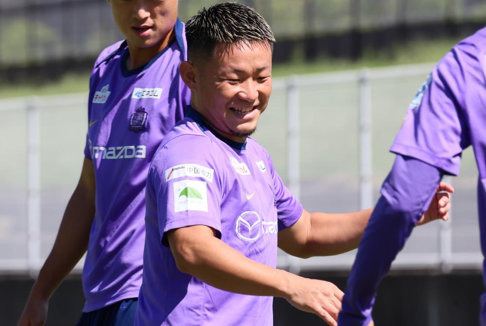 菅大輝選手／1対1で負けない | TSSサンフレッチェ広島公式モバイルサイト