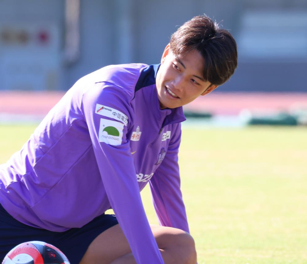 東俊希選手／前半から圧力をかけていきたい | TSSサンフレッチェ広島