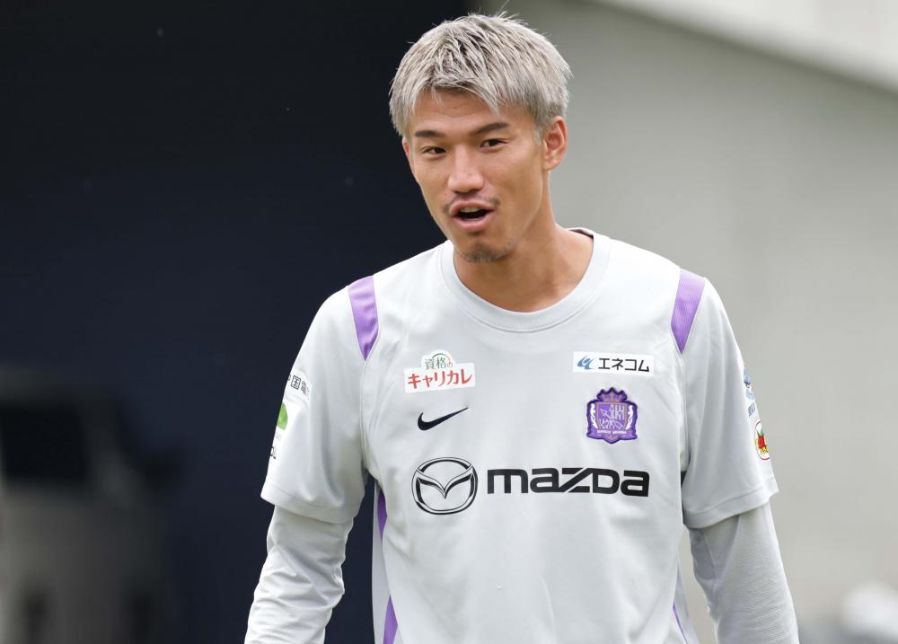 サンフレッチェ広島 加藤陸次樹選手 勝利時限定 アクリルスタンド 加藤陸次樹選手／どういう状況でもぶれずにやることが大事 | TSS